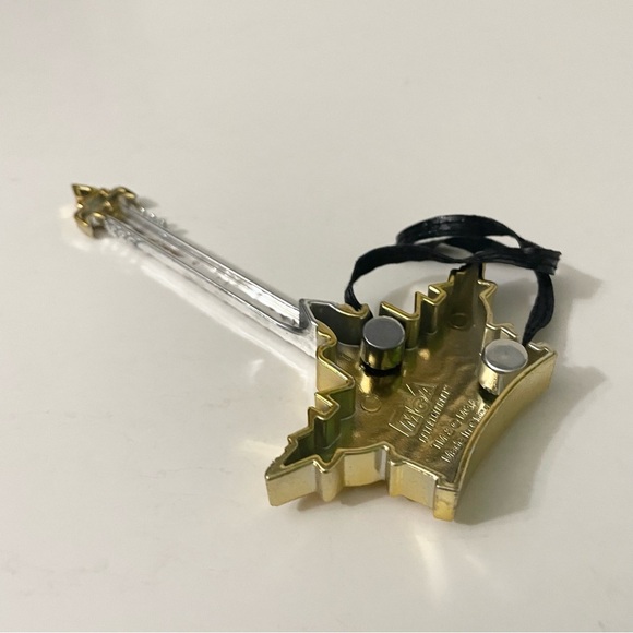 Bratz Really Rock Yasmin Pop Princess Doll Guitar Musical Instrument Accessory - Picture 8 of 11